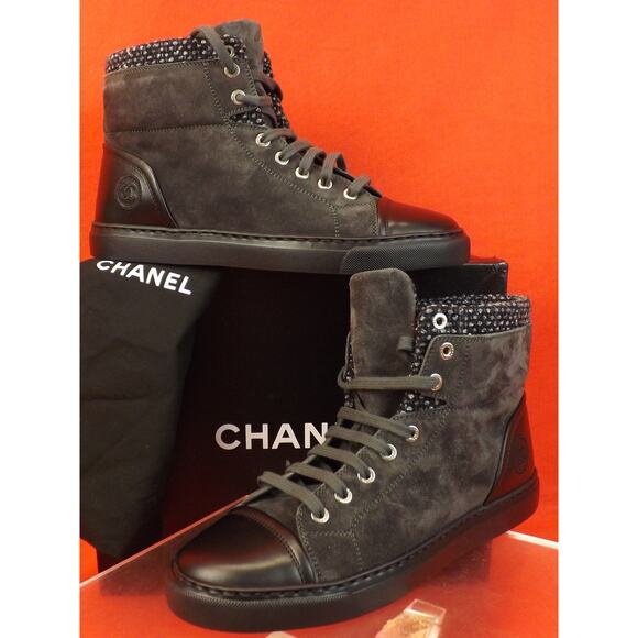 NIB CHANEL G31058 GRAY BLACK SUEDE TWEED LEATHER CC LOGO HI TOP SNEAKERS 36 - Picture 1 of 12